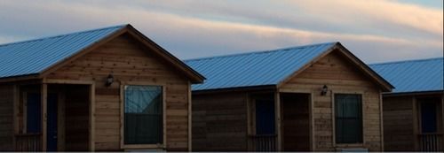 4K Lodges Poth Exterior photo